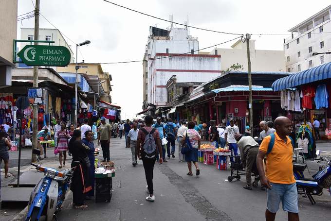 001.Port Louis